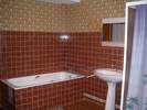 flat 1 - bathroom